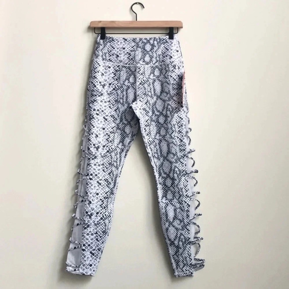 New Good American Snake print Legging Foil Zig Zag Python mesh detail activewear - Picture 3 of 15